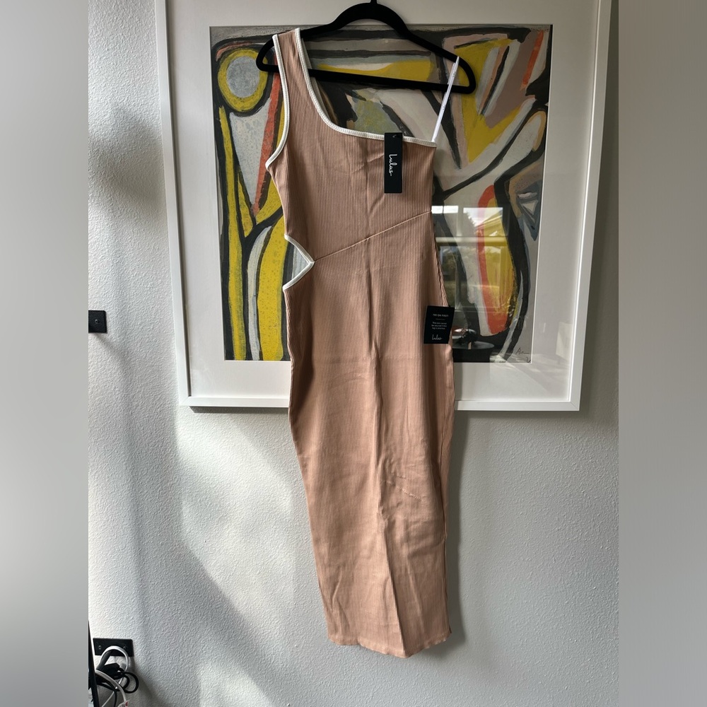 NWT Lulus Beige Color Block Ribbed One-Shoulder Midi Dress Small - Picture 4 of 7